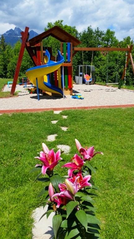 Villa Gold Nova Lesna Exterior photo