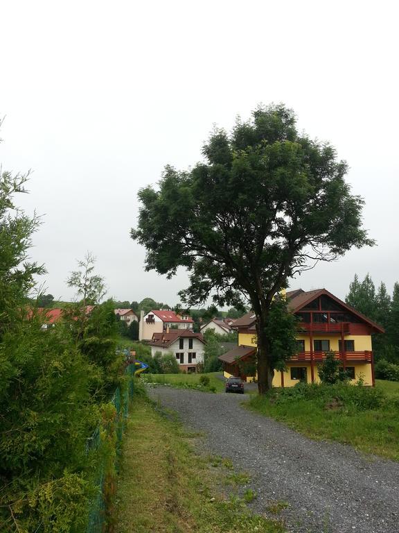 Villa Gold Nova Lesna Exterior photo