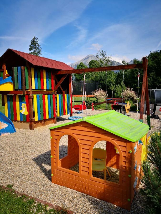 Villa Gold Nova Lesna Exterior photo